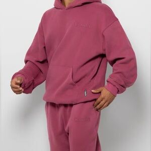 Comfrt minimalist hoodie and sweatpants